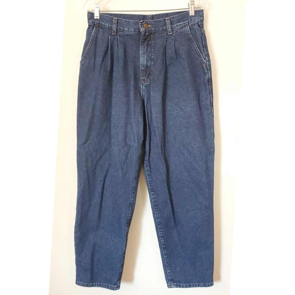 Size 12 Petite Vintage 80's Lee High-waisted Mom Jeans with pleats